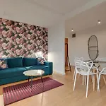 Elegant Victus In Close To The By Renters * Sopot