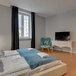 Appartement Elegant Victus In Close To The By Renters *