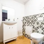 Appartement Elegant Victus In Close To The By Renters