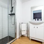 Appartement Elegant Victus In Close To The By Renters