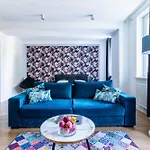 Elegant Victus In Close To The By Renters Appartement Sopot