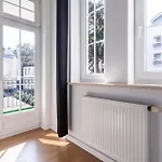 Elegant Victus In Close To The By Renters Sopot