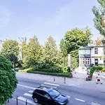 Elegant Victus In Close To The By Renters * Sopot
