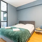 Elegant Victus In Close To The By Renters Appartement Sopot