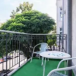 Elegant Victus In Close To The By Renters Sopot