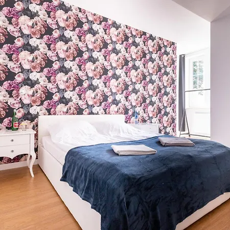 Elegant Victus In Close To The By Renters * Sopot