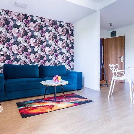 Elegant Victus In Close To The By Renters