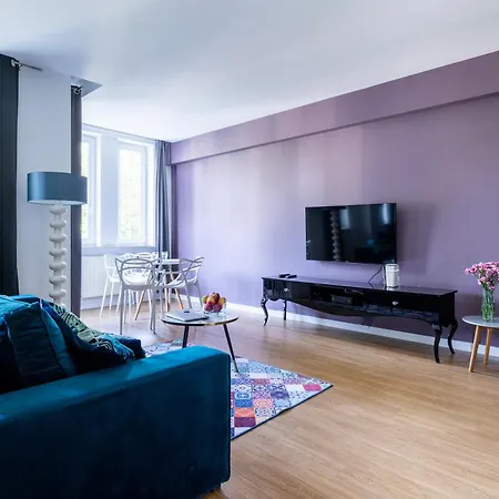Elegant Victus In Close To The By Renters Sopot