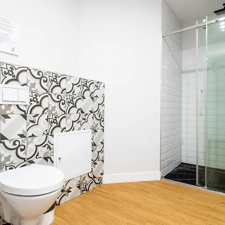 Apartamento Elegant Victus In Close To The By Renters *