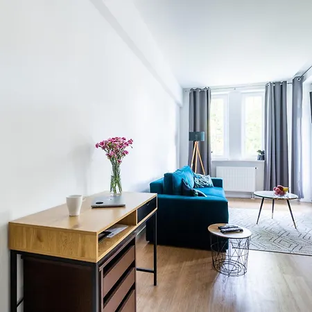 Apartamento Elegant Victus In Close To The By Renters *